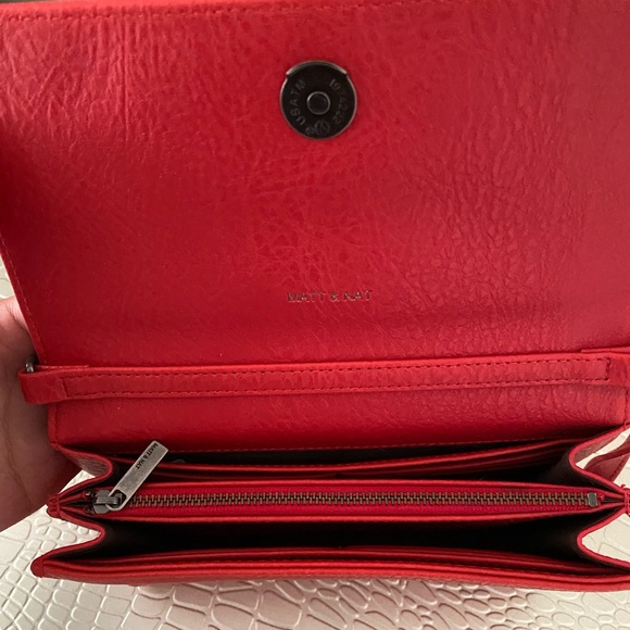 MATT AND NAT CROSSBODY PURSE VEGAN - Picture 6 of 9